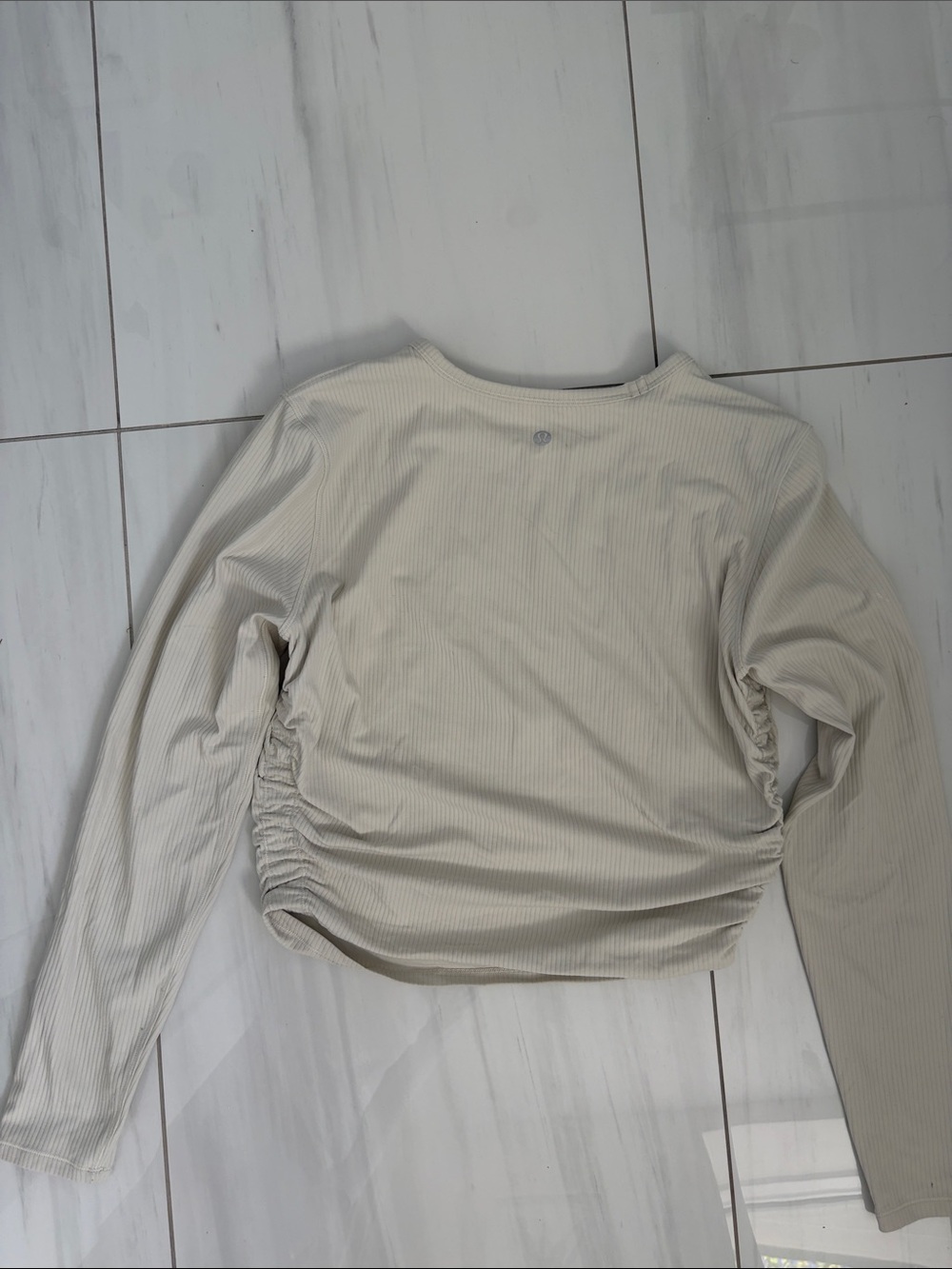 lululemon Long Sleeve Ruched Side Ribbed Top - bone size 8